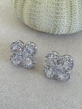 Sparkling Clover Cluster Stud Earrings Pear Cut Brilliant CZ Gold Filled